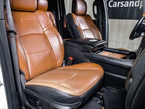 Used 2022 RAM 3500 Limited image 31