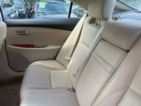 Used 2011 Lexus ES 350 FWD image 24