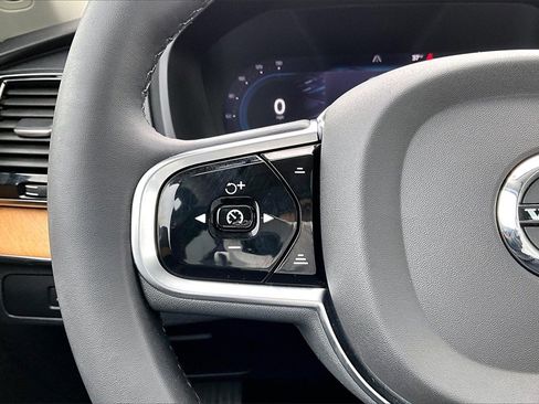 Used 2023 Volvo XC90 B6 Plus w/ Protection Package Premier image 11