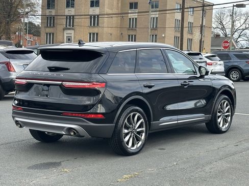 Used 2021 Lincoln Corsair AWD w/ Premium Package image 10