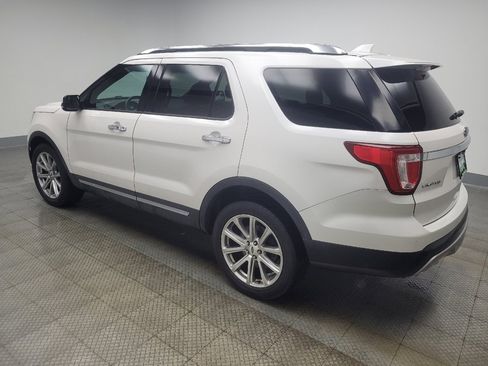 Used 2017 Ford Explorer Limited image 3