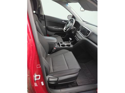 Used 2021 Kia Sportage LX AWD/4WD image 10