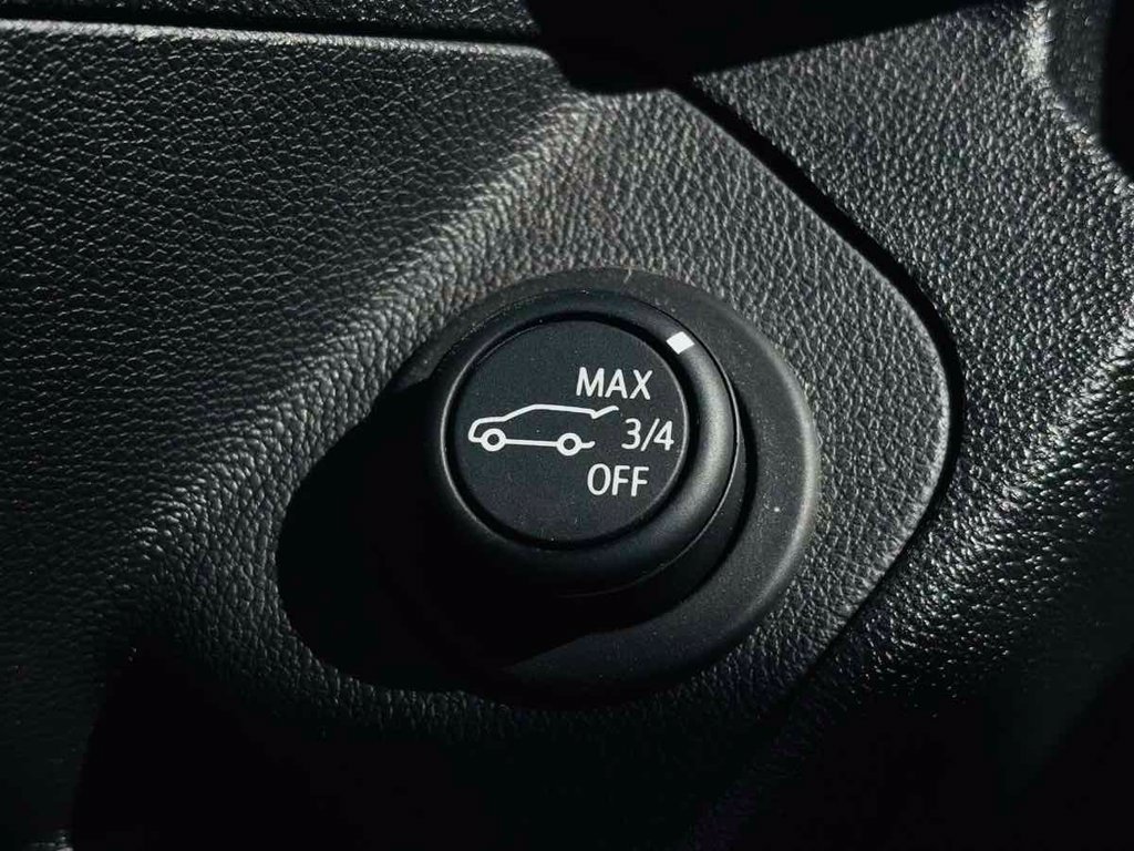 Used 2021 GMC Terrain SLT w/ Infotainment Package II AWD/4WD image 34