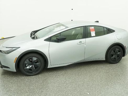 New 2026 Toyota Prius Plug-In Hybrid FWD image 42
