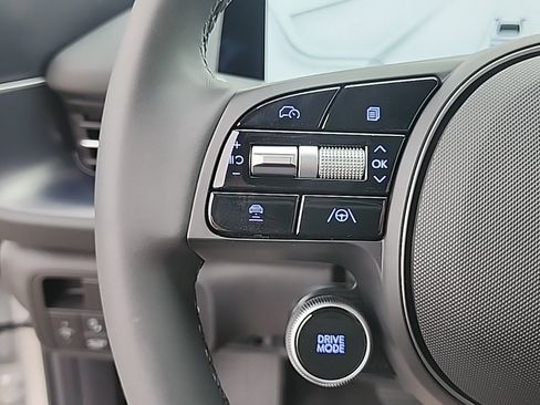 New 2025 Hyundai Ioniq 6 SEL image 21