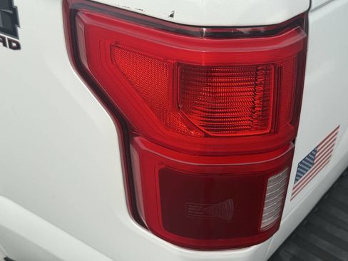 Used 2020 Ford F150 Lariat w/ Max Trailer Tow Package image 7