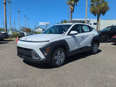New 2025 Hyundai Kona SE FWD image 2