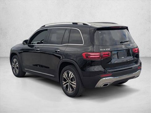 New 2026 Mercedes-Benz GLB 250 image 8