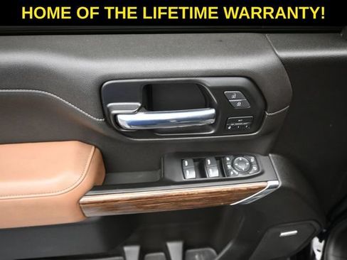 Used 2022 Chevrolet Silverado 2500 High Country AWD/4WD image 13