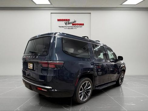 Used 2023 Jeep Wagoneer Series II w/ Premium Group I AWD/4WD image 7