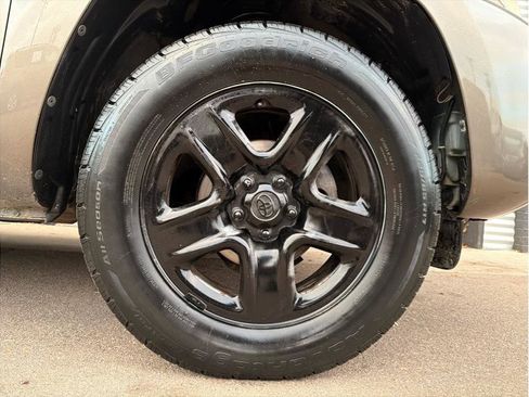 Used 2011 Toyota RAV4 AWD w/ Base L4 Extra Value Pkg image 22