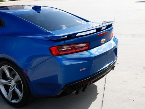 Used 2017 Chevrolet Camaro SS image 37