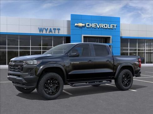 New 2026 Chevrolet Colorado Trail Boss AWD/4WD image 2