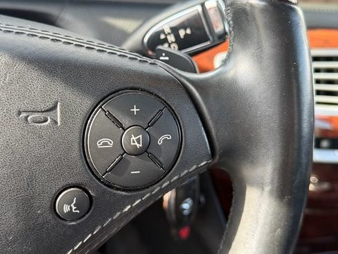 Used 2013 Mercedes-Benz CL 550 4MATIC image 19