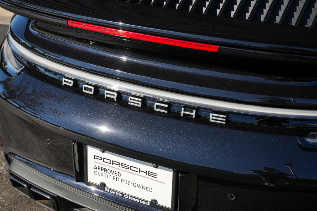Certified 2022 Porsche 911 Turbo S AWD/4WD image 17