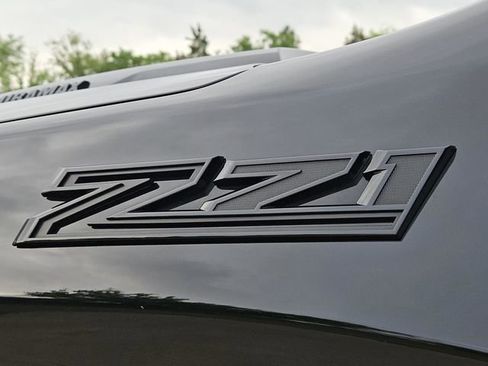 Used 2024 Chevrolet Silverado 1500 Custom Trail Boss w/ LPO, Dark Essentials Package AWD/4WD image 15