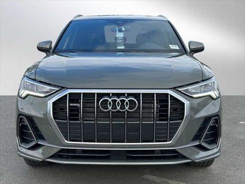 New 2025 Audi Q3 2.0T Premium image 8