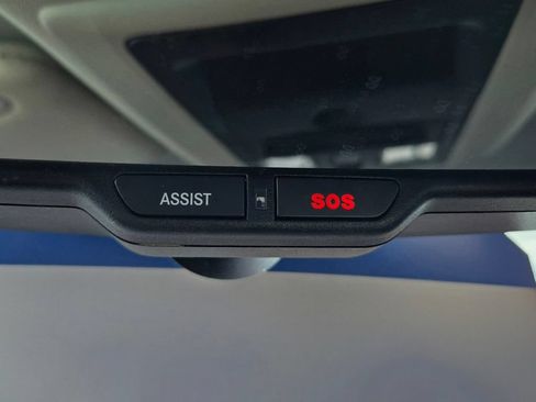 Used 2018 RAM 1500 Laramie RWD image 34