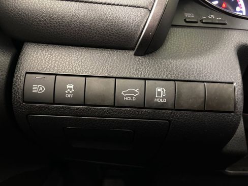 Used 2022 Toyota Camry SE w/ Convenience Package image 28