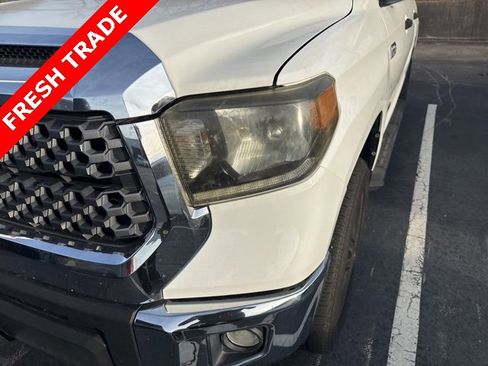 Used 2018 Toyota Tundra SR5 w/ SR5 Upgrade Package image 4