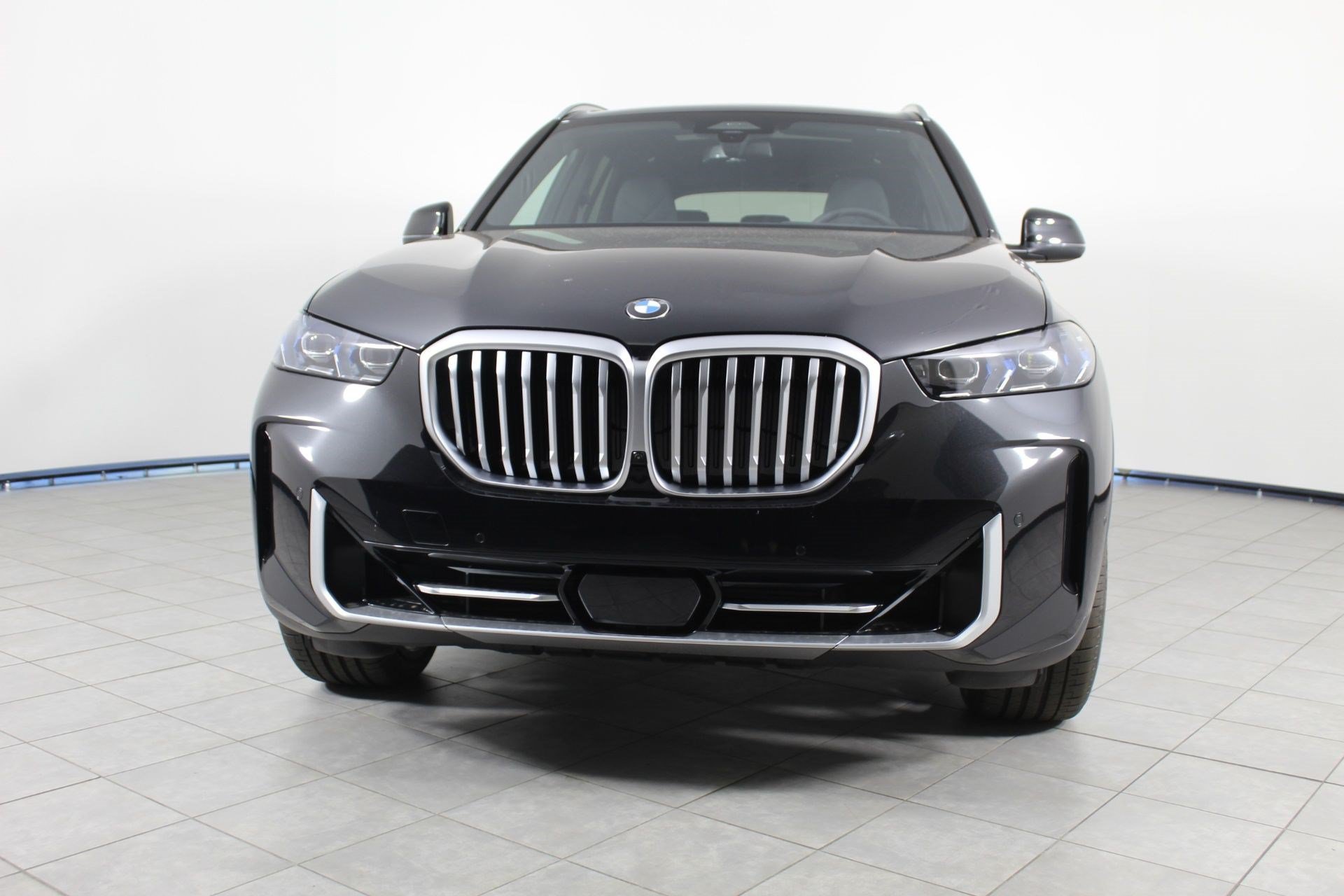 Used 2026 BMW X5 sDrive40i w/ Climate Comfort Package RWD image 6