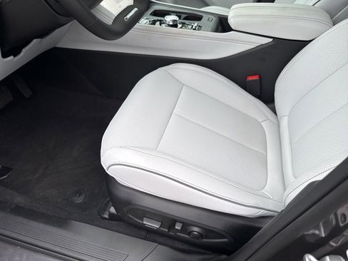 New 2025 Jeep Wagoneer S Limited image 12