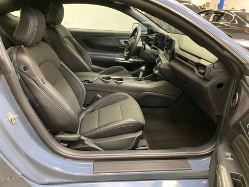 Used 2024 Ford Mustang Coupe RWD image 11