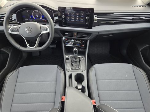 New 2026 Volkswagen Jetta SE image 20