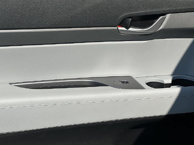 Used 2024 Hyundai Palisade SEL FWD image 19