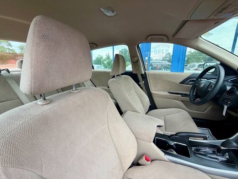 Used 2013 Honda Accord LX image 24