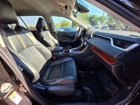 Used 2019 Toyota RAV4 Adventure image 10