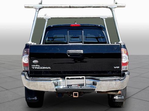Used 2013 Toyota Tacoma 4x4 Double Cab w/ Limited Pkg image 5