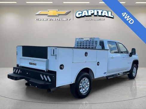 Used 2025 Chevrolet Silverado 3500 LT w/ Safety Package AWD/4WD image 5