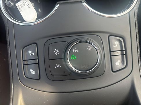 Certified 2024 GMC Terrain SLT AWD/4WD image 19
