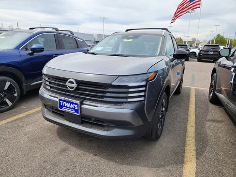 New 2026 Nissan Kicks SV w/ Cold Weather Package AWD/4WD image 3