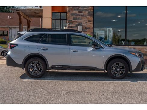 Used 2020 Subaru Outback Onyx Edition XT w/ Popular Package #2 image 2