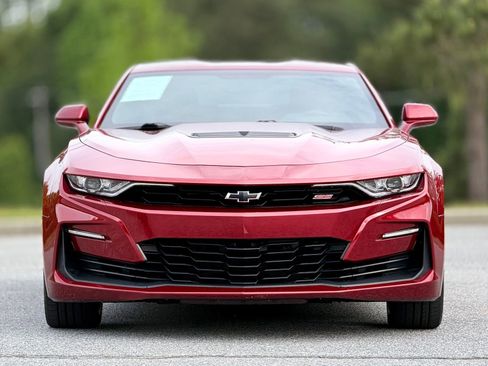 Used 2021 Chevrolet Camaro SS RWD image 3