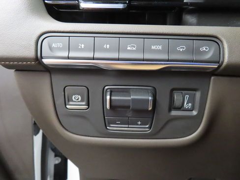 Used 2024 Cadillac Escalade ESV Sport w/ Touring Package AWD/4WD image 57