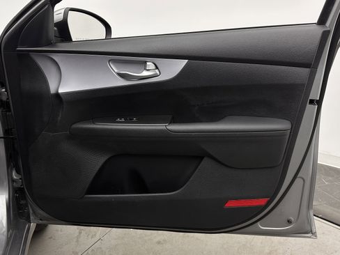 Used 2024 Kia Forte LXS image 29