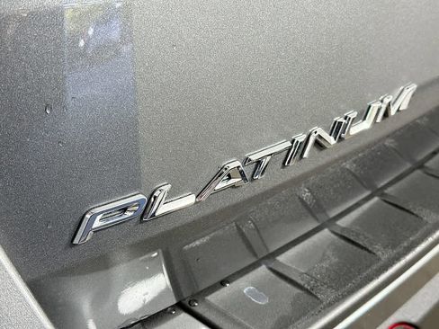 New 2025 Ford Explorer Platinum image 7