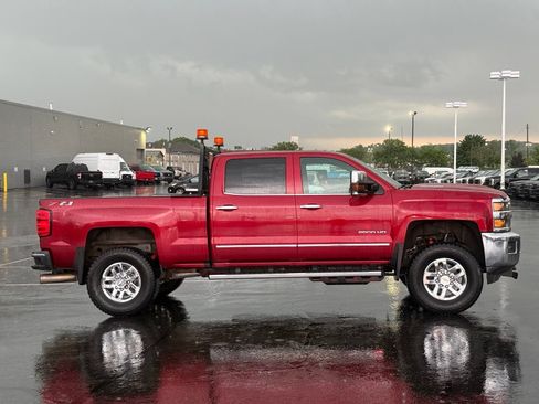 Used 2019 Chevrolet Silverado 2500 LTZ w/ Duramax Plus Package AWD/4WD image 3