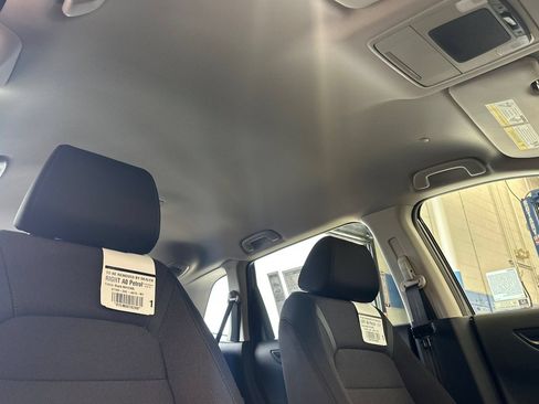 Used 2026 Honda CR-V LX image 19
