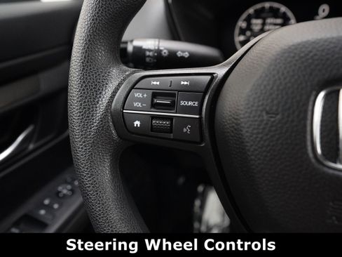 Used 2023 Honda CR-V EX image 23