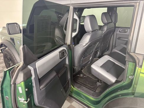 Used 2024 Ford Bronco Black Diamond AWD/4WD image 27