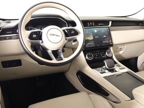 Used 2023 Jaguar F-PACE S AWD/4WD image 2