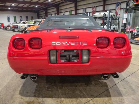 Used 1991 Chevrolet Corvette Convertible image 23