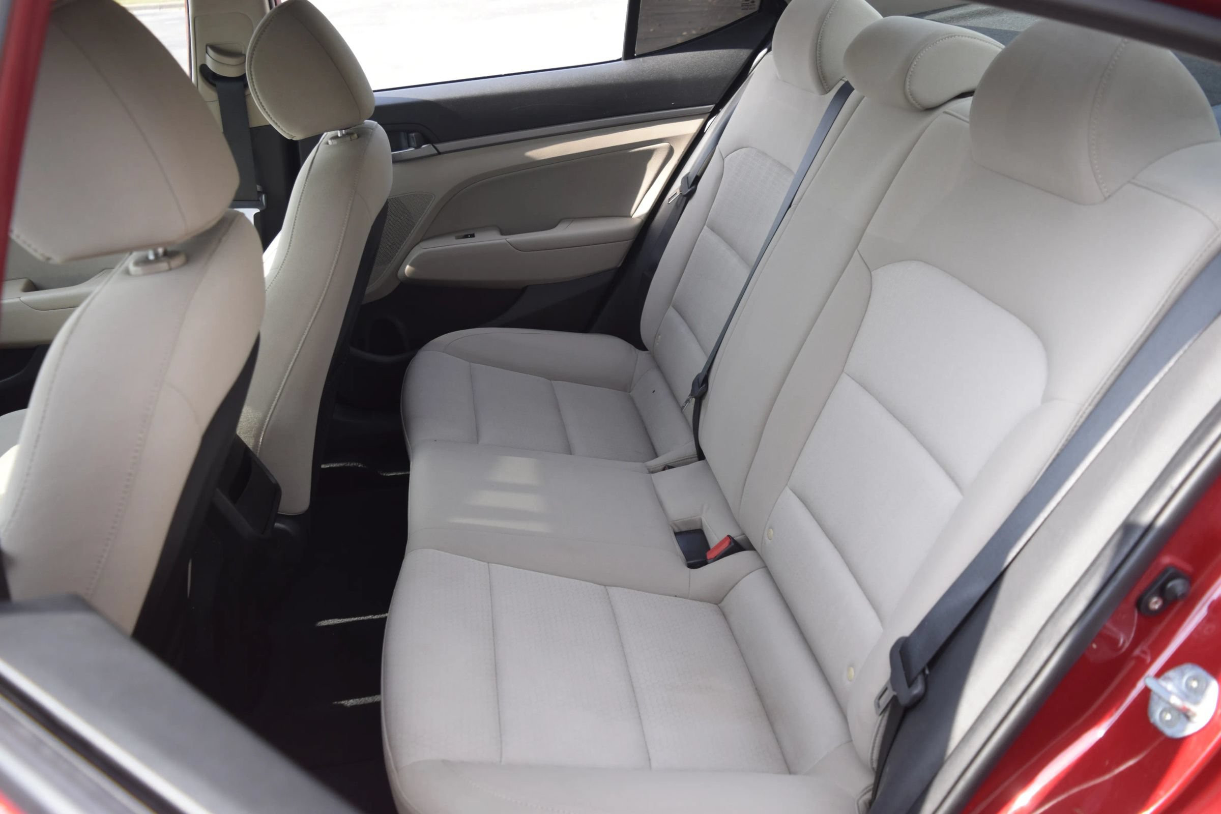 Used 2017 Hyundai Elantra Value Edition FWD image 7