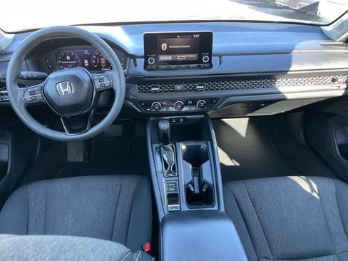 Used 2024 Honda Accord EX image 10