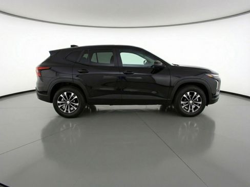 Used 2025 Chevrolet Equinox LT image 11