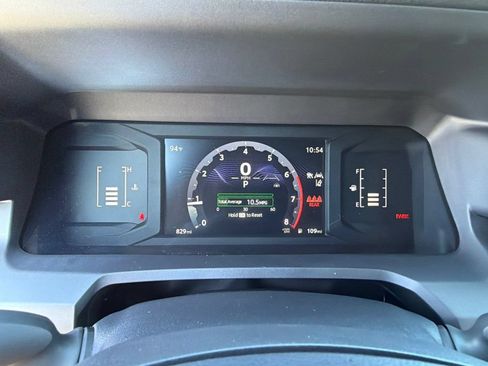 Used 2026 Toyota Tacoma SR5 AWD/4WD image 9